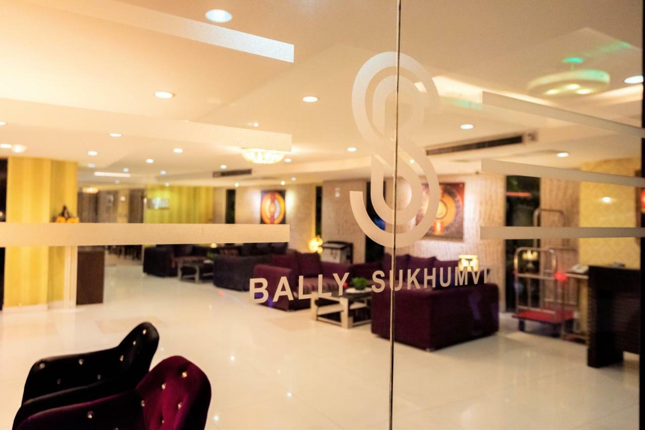 Bally Suite Sukhumvit Bangkok Bagian luar foto
